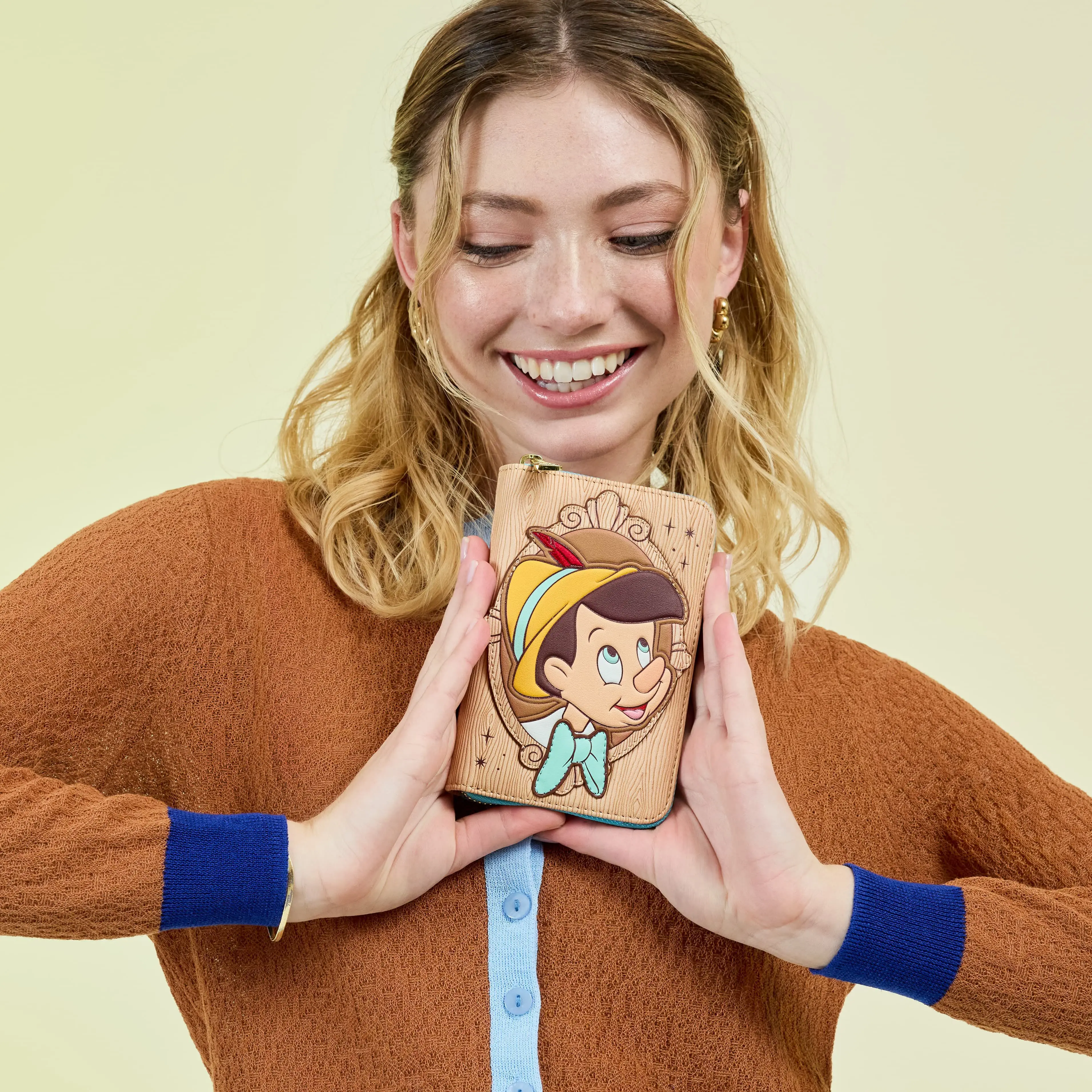 Pinocchio Cameo Zip Around Wallet - Image 2