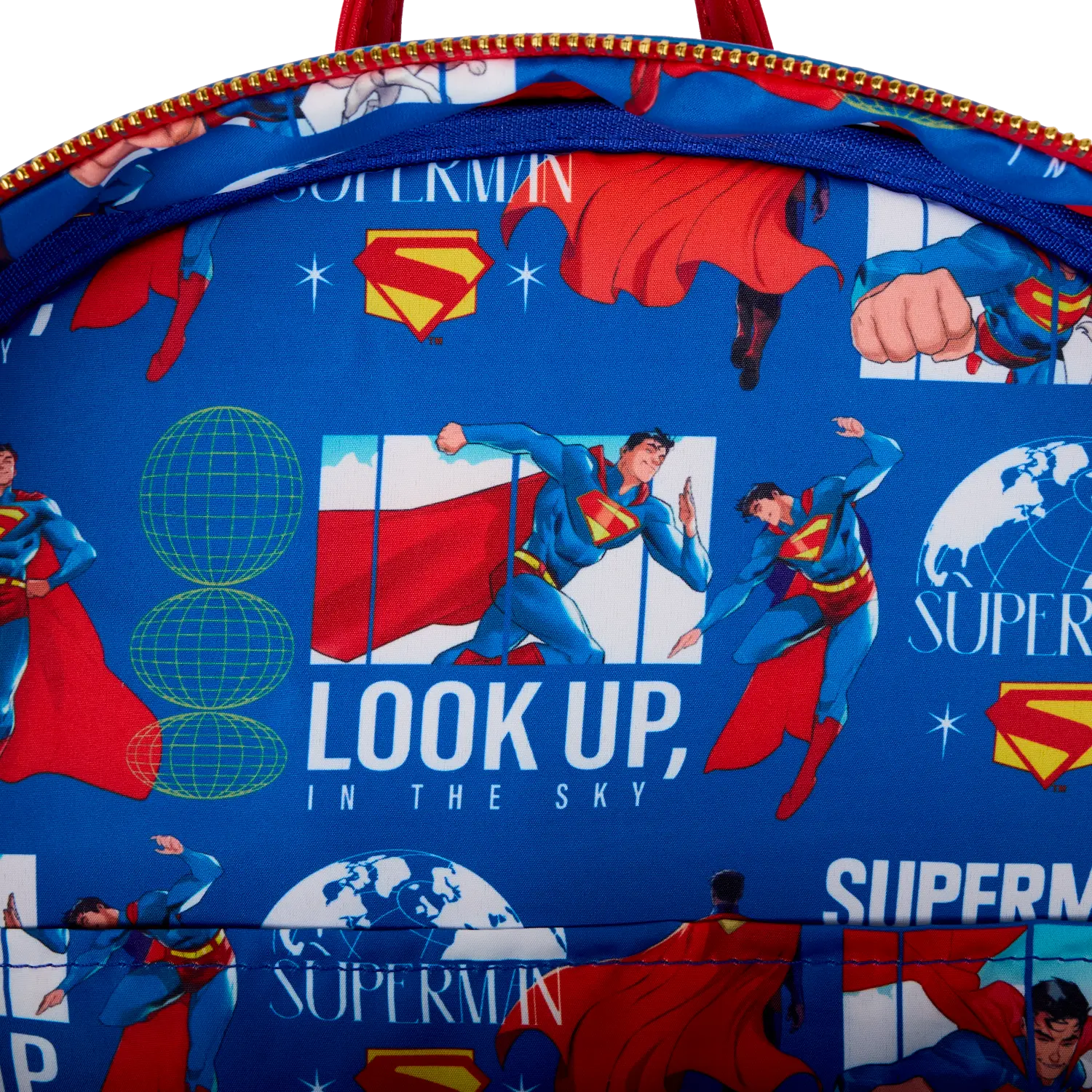 Superman Light Up Glow Full-Size Backpack - Image 8