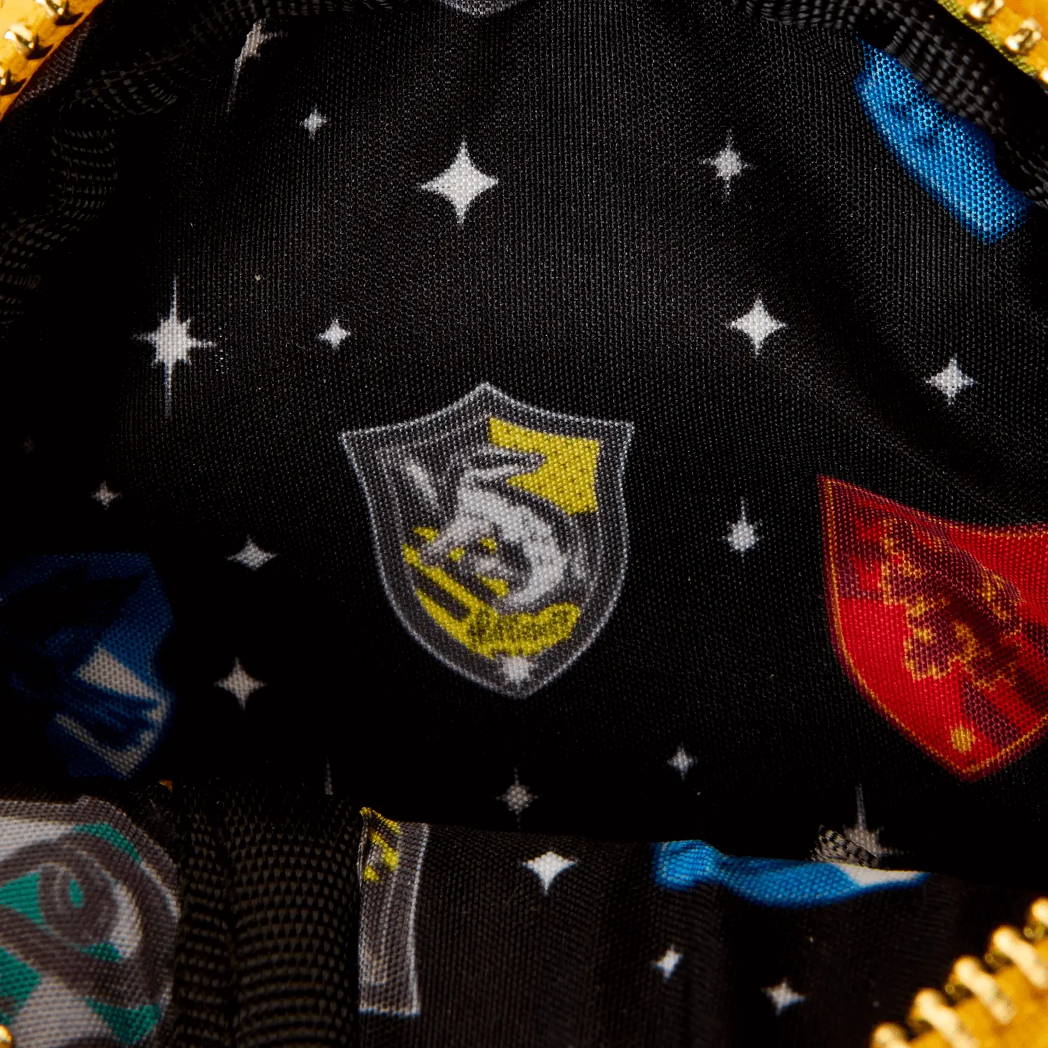 Harry Potter Hufflepuff House Treat & Disposable Bag Holder - Image 6